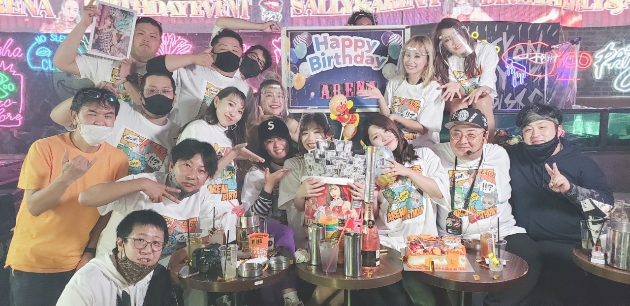誕生日や記念日のプレゼントにも お祝いtシャツを作ろう クラスtシャツ オリジナルtシャツを早い激安作成プリントメディア