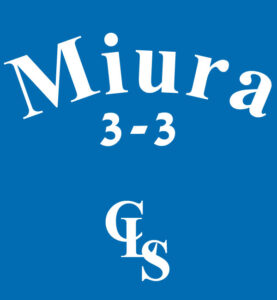 シンプルオシャレなカレッジクラTデザイン