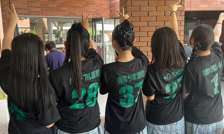 山梨県Y高等学校 クラスTシャツ制作事例（スーパードライTシャツ）