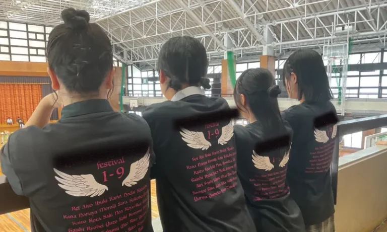 福岡県H高等学校1年9組さま クラスTシャツ制作事例
