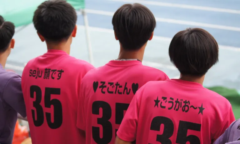 香川県T高等学校3年5組さま クラスTシャツ制作事例