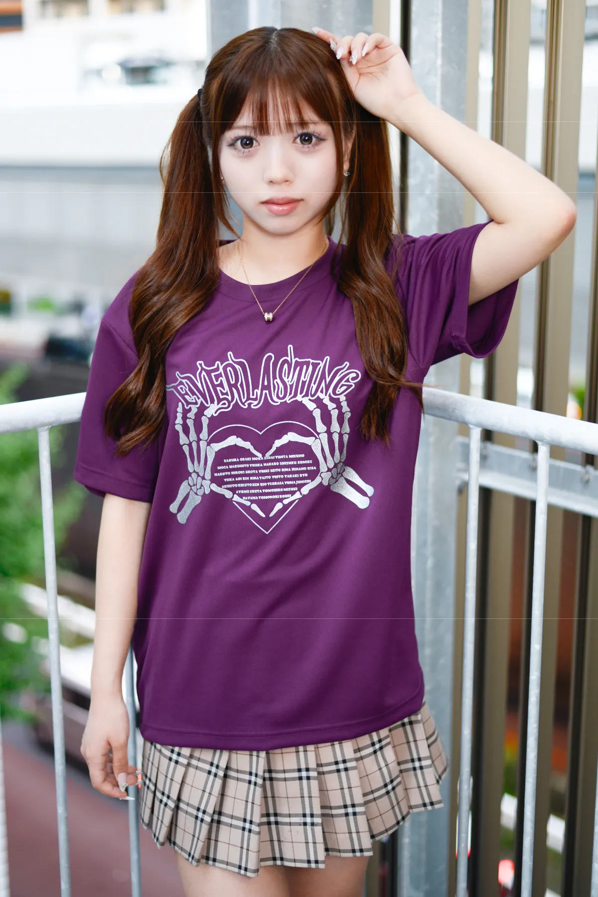 ホログラム背ネームのクラスTシャツ着用 スタイル02 前